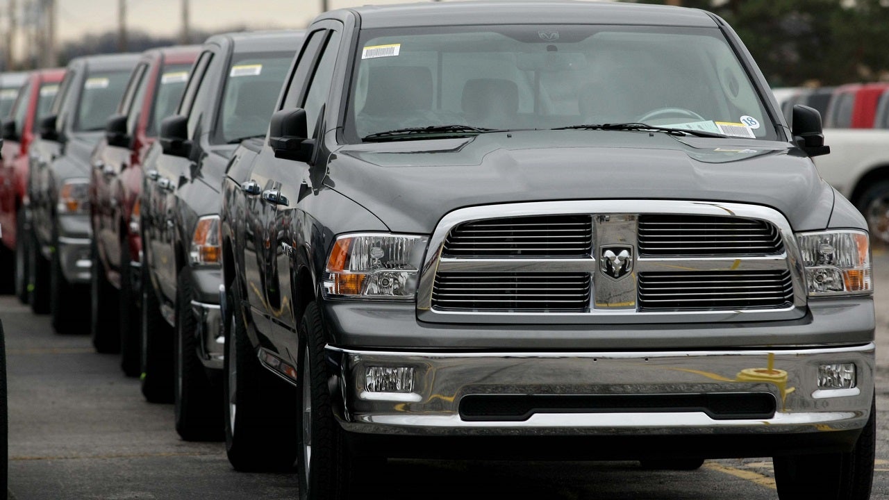 Fiat Chrysler hit with record $105 million fine over safety recalls
